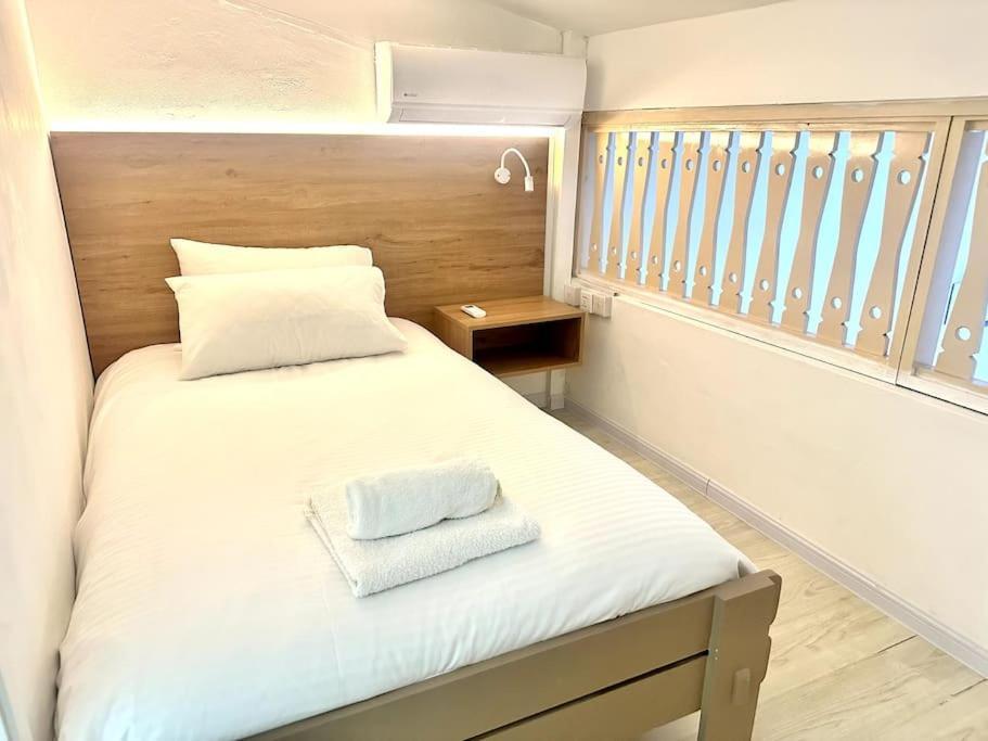 3 Bedroom Beachside Apartment - 30 Secs From Beach Flic-en-Flacq Exterior foto